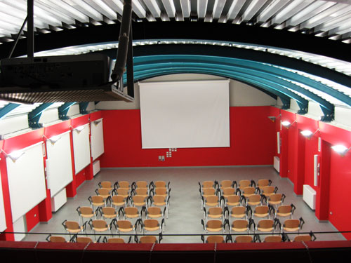 Sala Polivalente ICARE onlus - Fucecchio - Impianto di sonorizzazione e videoproiezione 